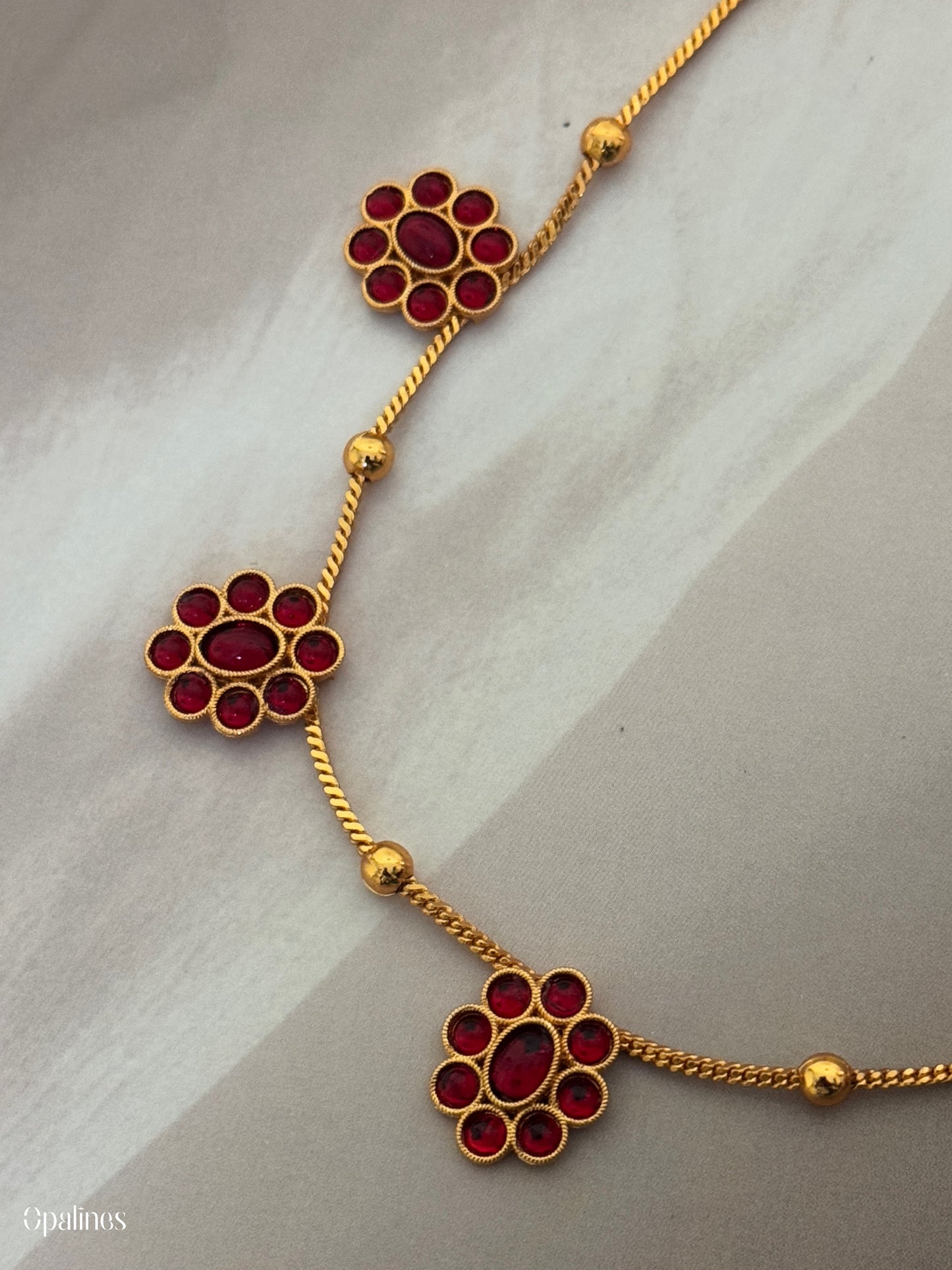 Minimalist Floral Charm Necklace With Earrings