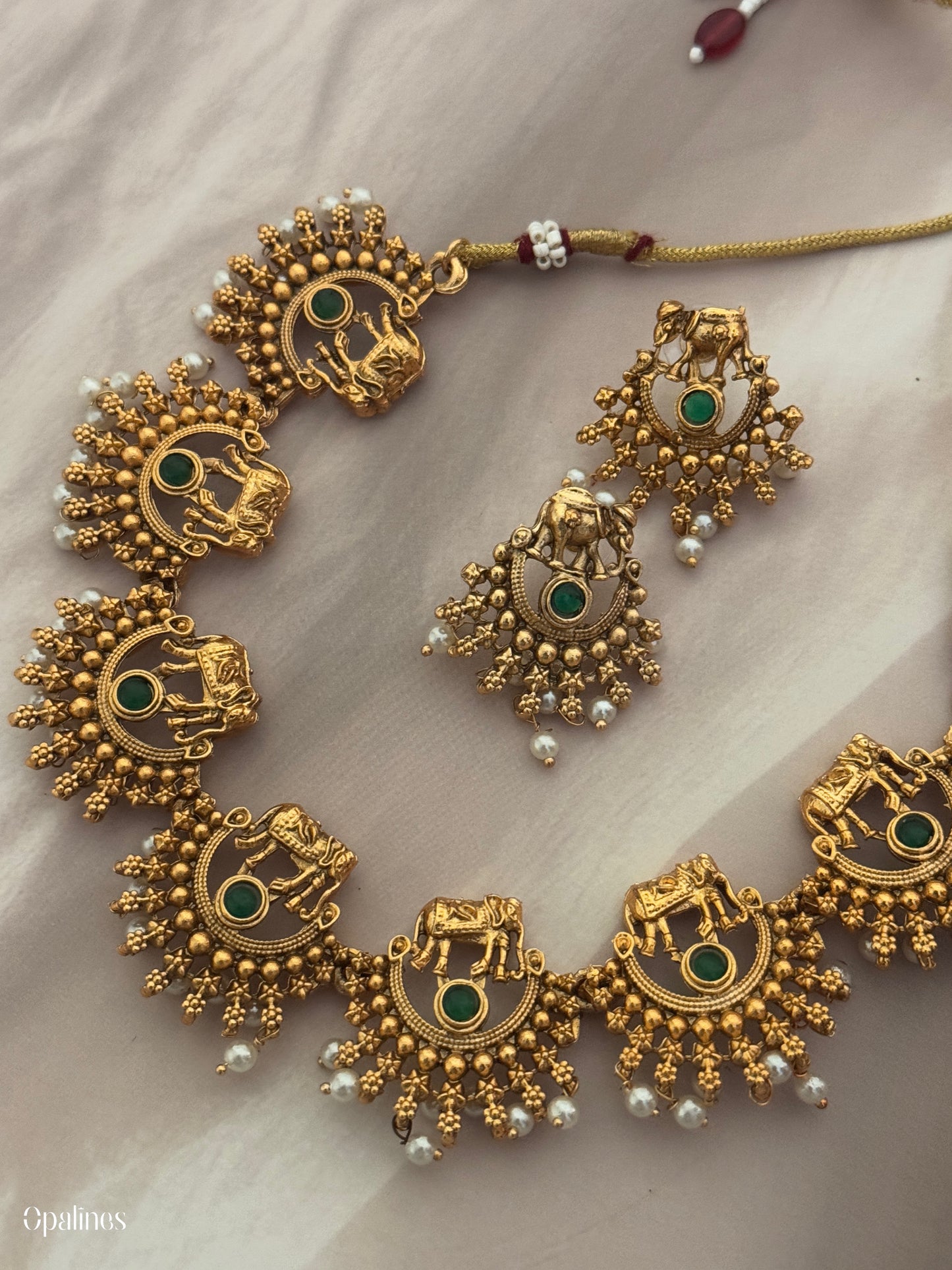 Jewellery Set With Elephant Design