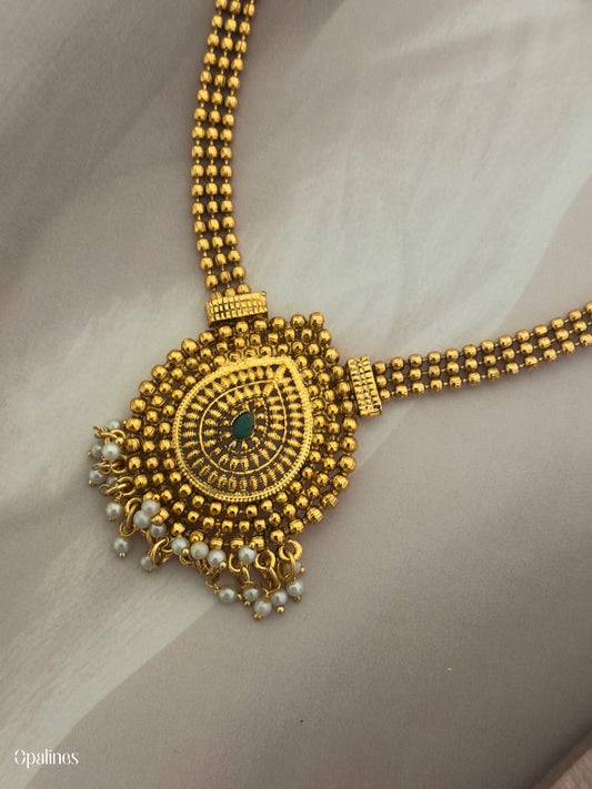 Antique Double Layered Necklace Set With FloralPendant