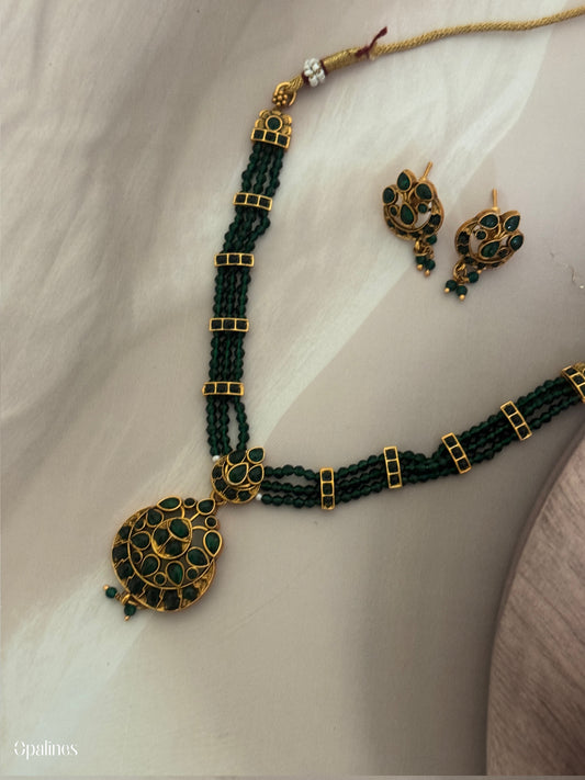 Premium Quality Crystal Beads Mala Along With Pendant