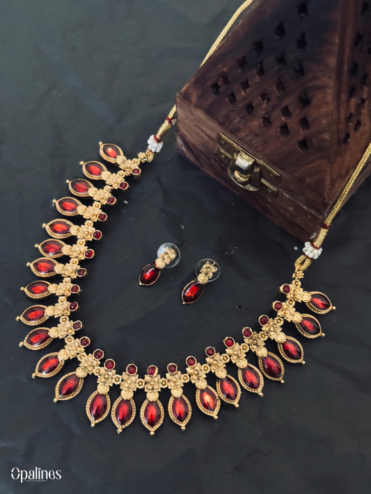 Dew Drops Necklace With Earrings