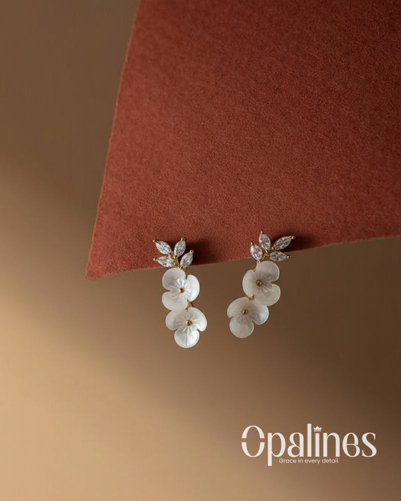 Opalines floral earrings