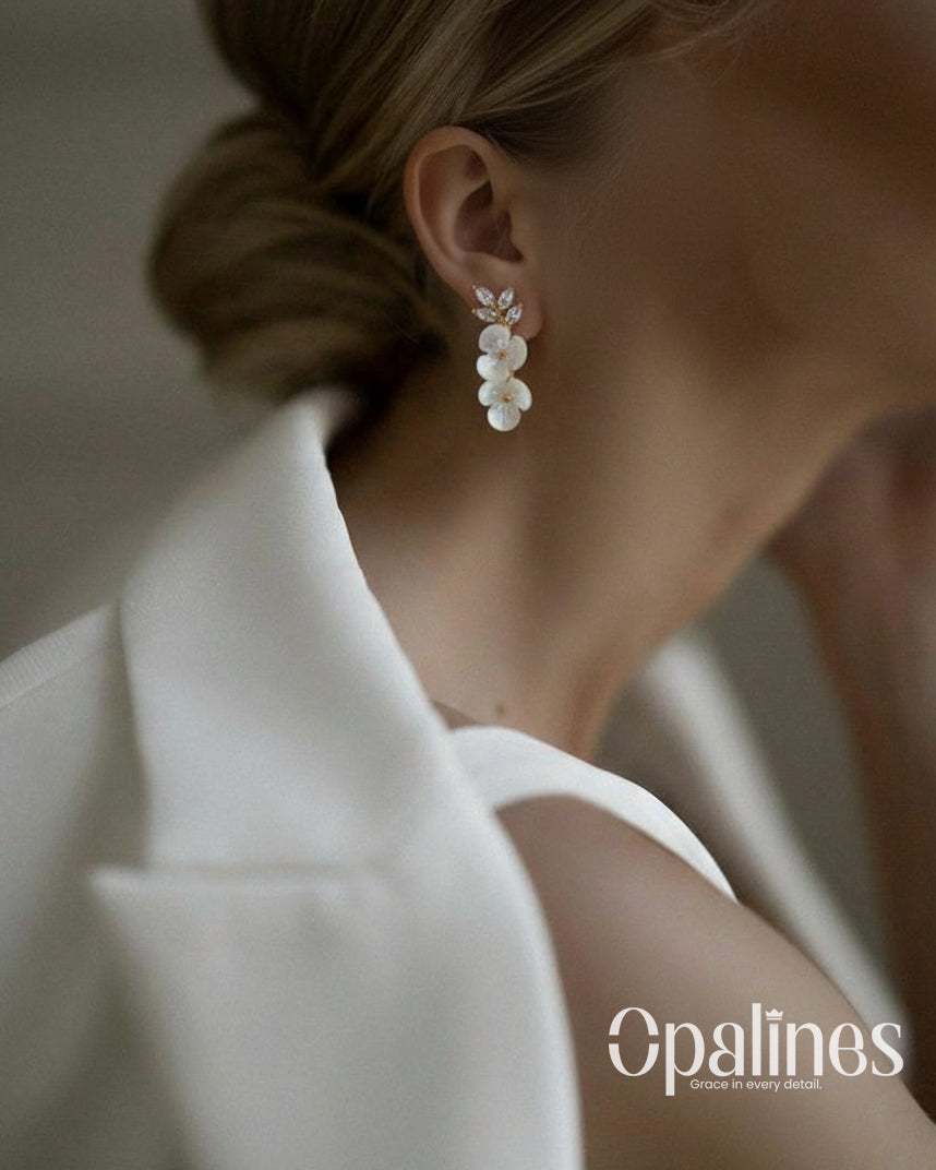 Opalines floral earrings